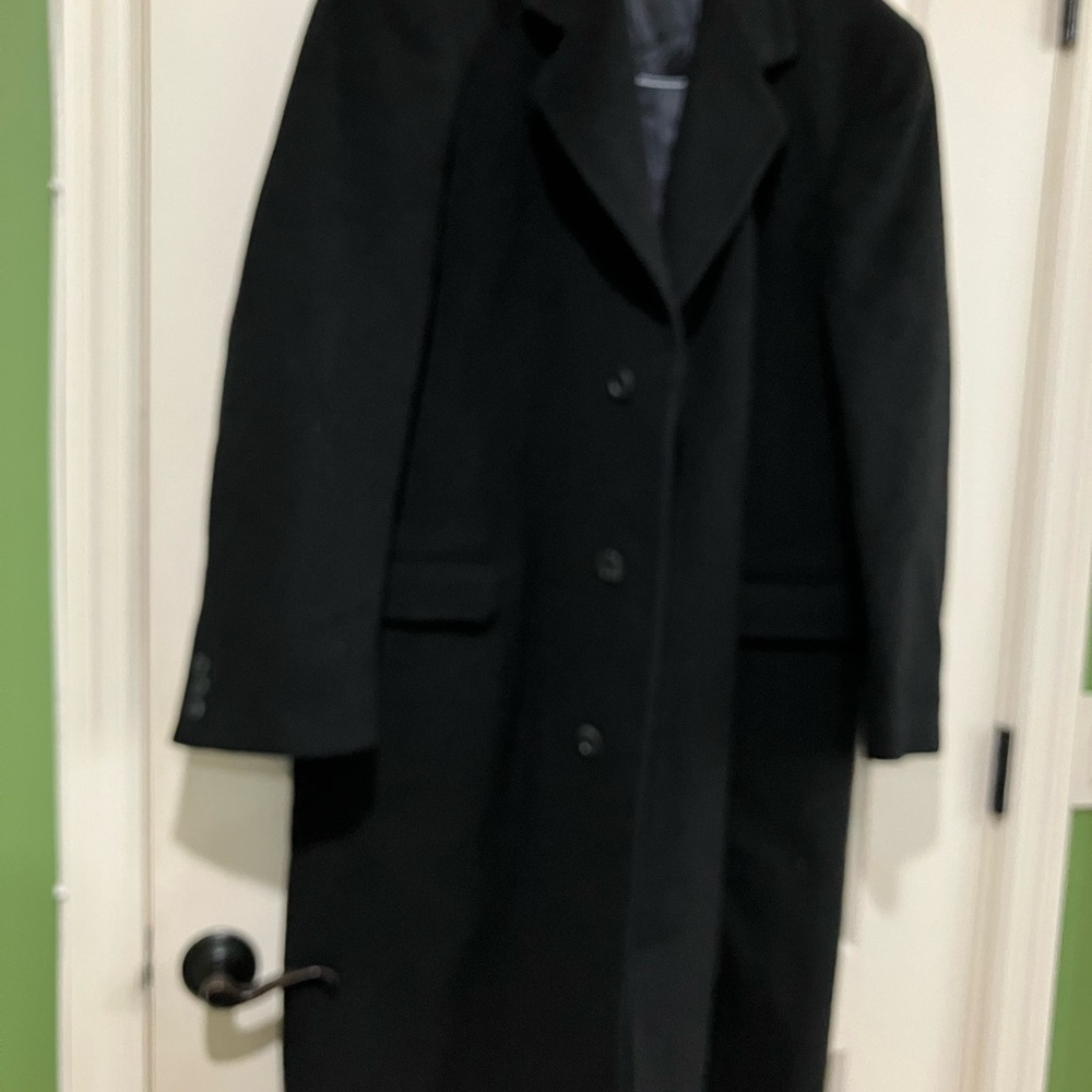 Silver Cloud Cashmere Blend Mens Black Overcoat size 42R excellent condition